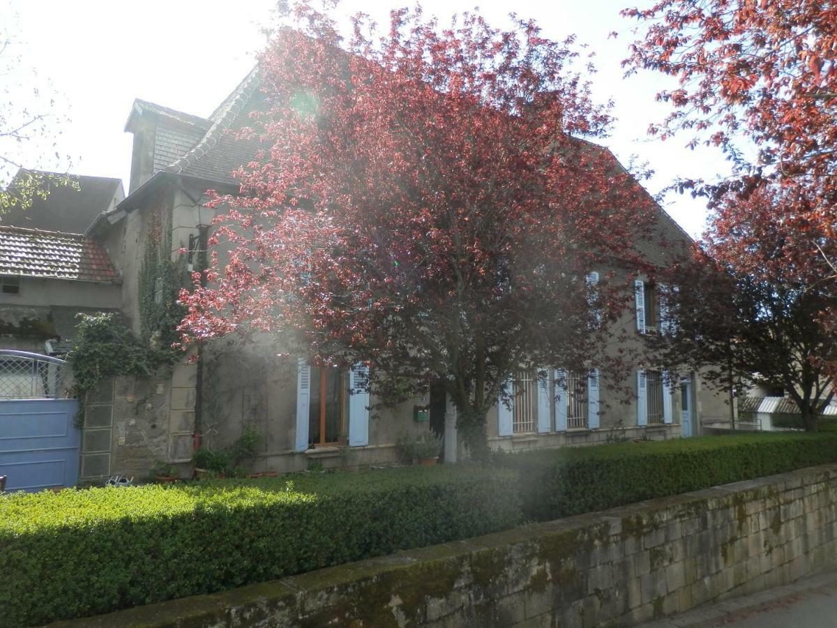 3 Place Des Arbres, Chambres D'Hotes, Felletin エクステリア 写真